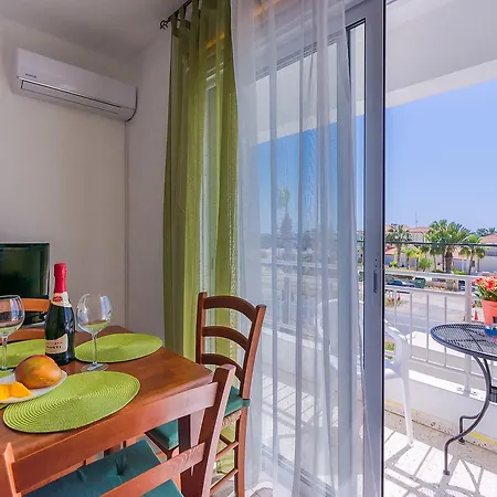 Color Cyprus Dhekelia Appartement Oroklini